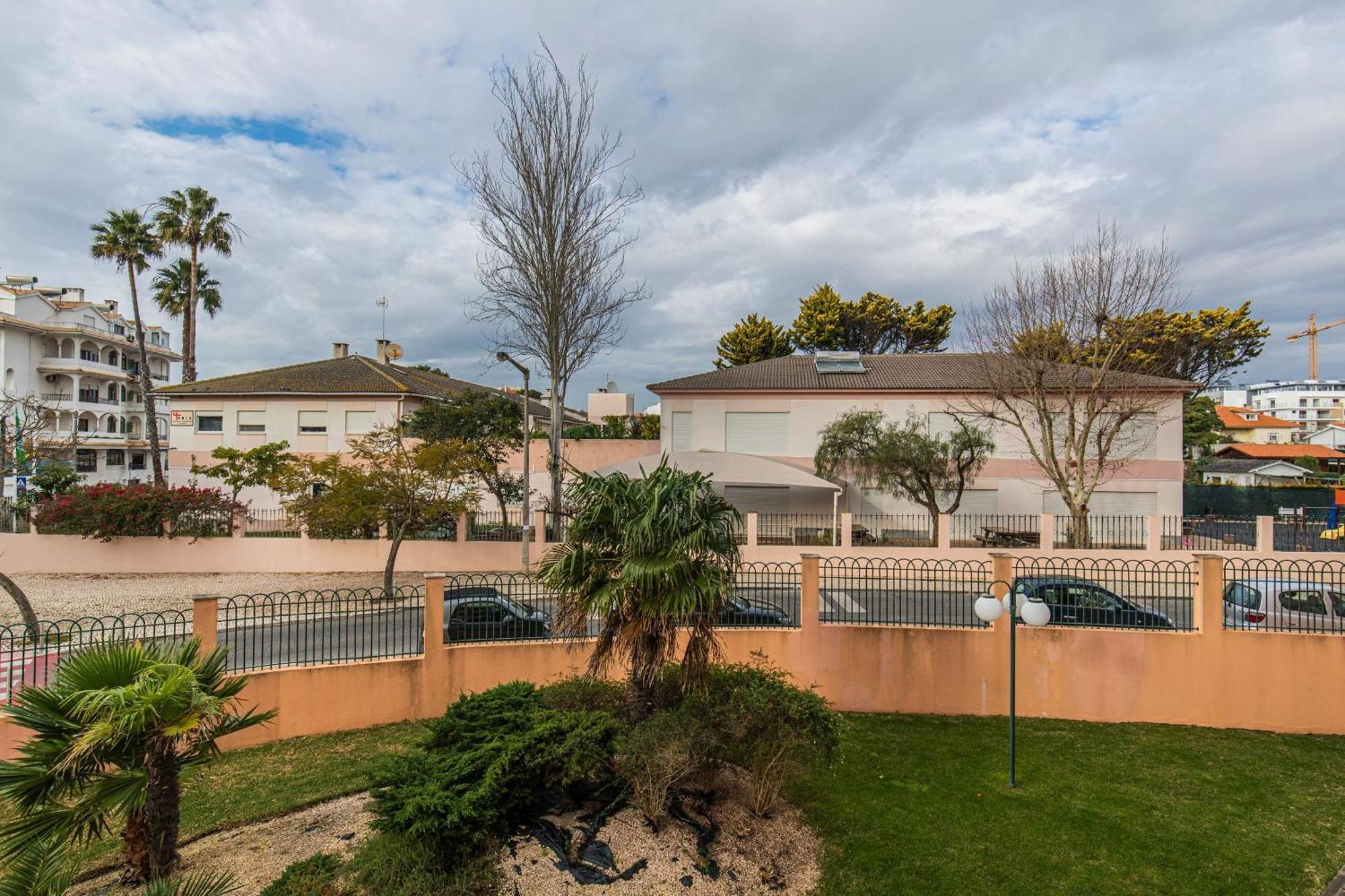 Deluxe 2Bdr Apartment In Carcavelos By Lovelystay Exterior photo